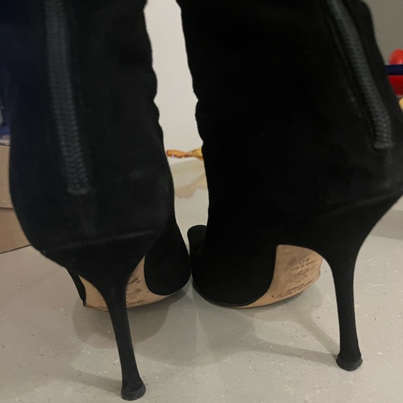 Black suede Jimmy Choo boots - MOVING SALE - Picture 5 of 11
